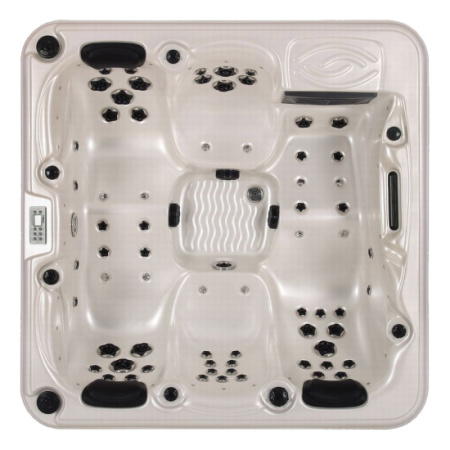 Гидромассажный спа-бассейн Delfi Spa Triera