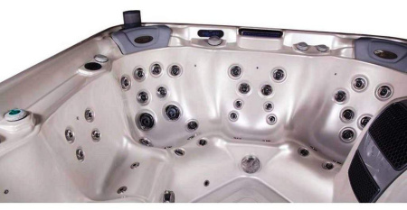 Спа-бассейн Wellis Elbrus Deluxe Спа-бассейн Wellis Elbrus Deluxe